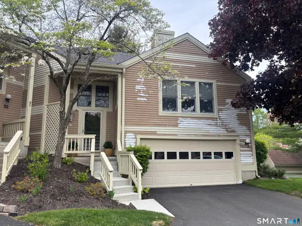 33 Brittania Drive, Danbury, CT 06811