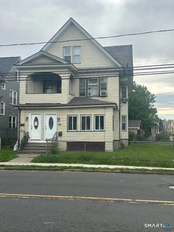 99-101 Campfield Avenue, Hartford, CT 06114