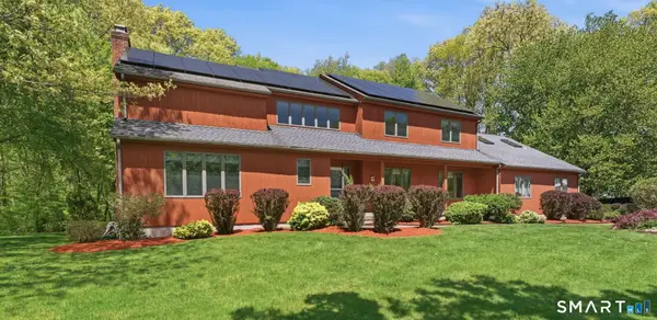 13 Copper Knoll Lane, Cromwell, CT 06416