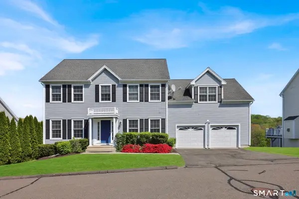 3 Stonecroft Way #3, Monroe, CT 06468
