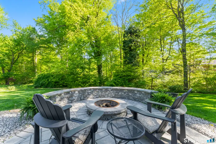 23 Hall Lane, Newtown, CT 06470 - #2