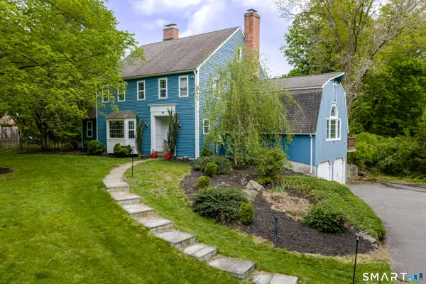 40 Echo Valley Road, Newtown, CT 06470