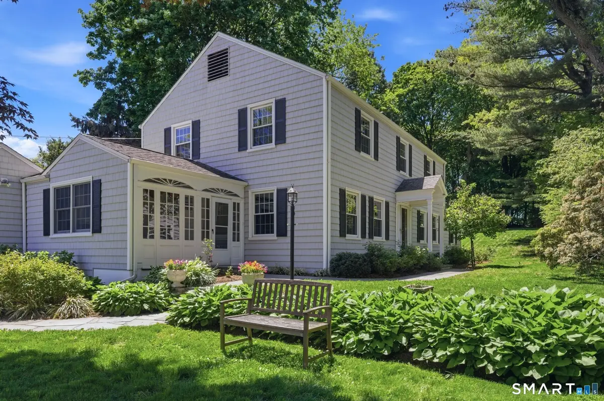 3 Knickerbocker Avenue, Norwalk, CT 06855 - #1