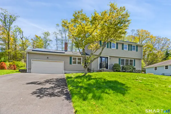 120 Braeside Drive, Hamden, CT 06514