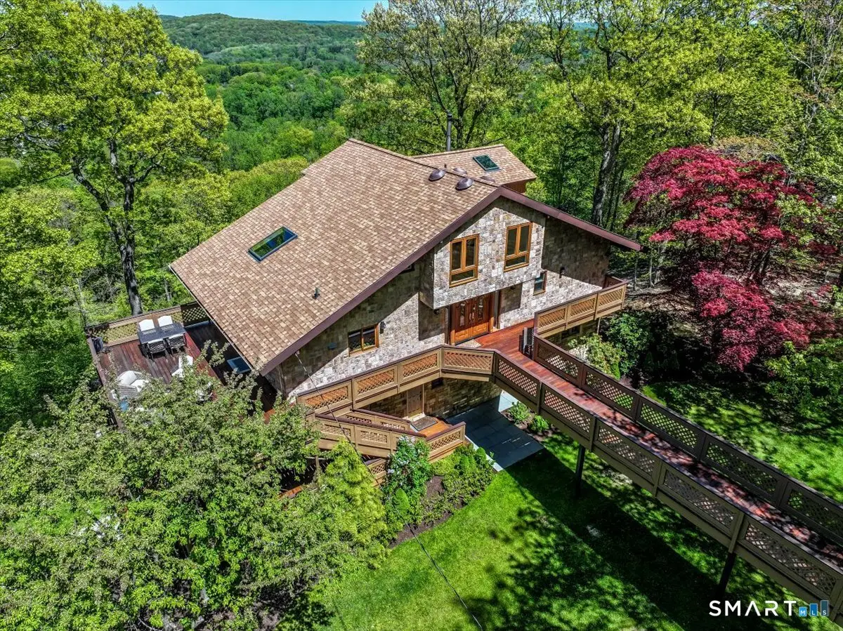 10 Hillcrest Court, Ridgefield, CT 06877 - #1
