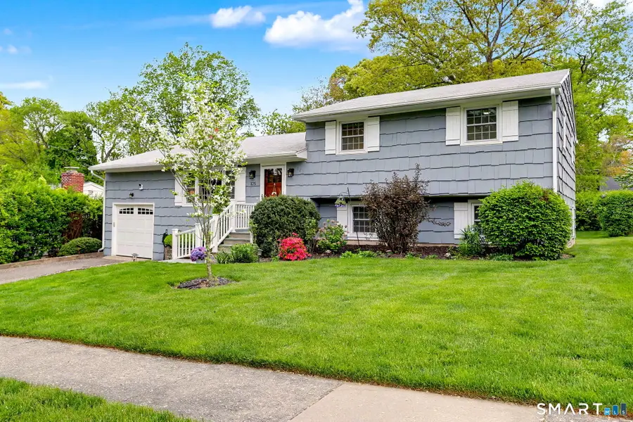 125 Pepperidge Circle, Fairfield, CT 06824 - #2