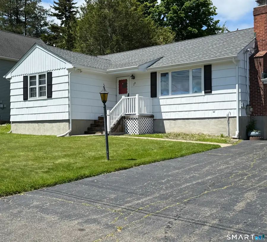 26 Maple Street, Trumbull, CT 06611 - #2