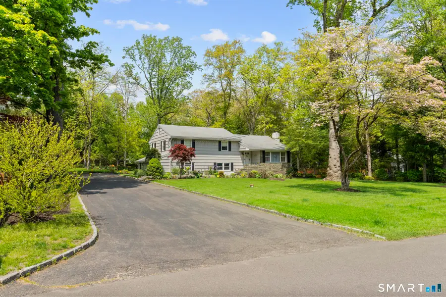 21 Redcoat Road, Norwalk, CT 06850 - #3