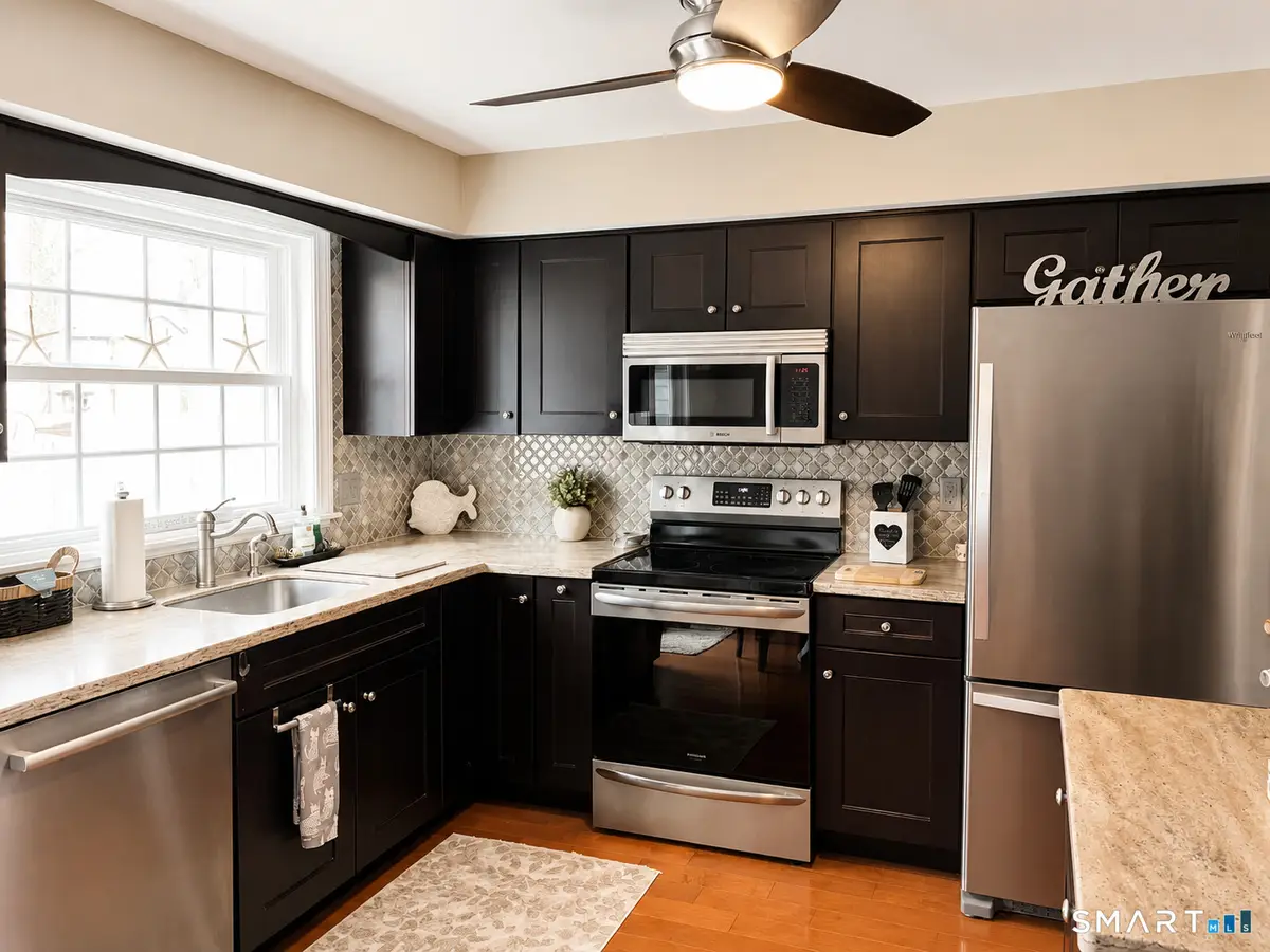 18 Founders Village #18, Clinton, CT 06413 - #1