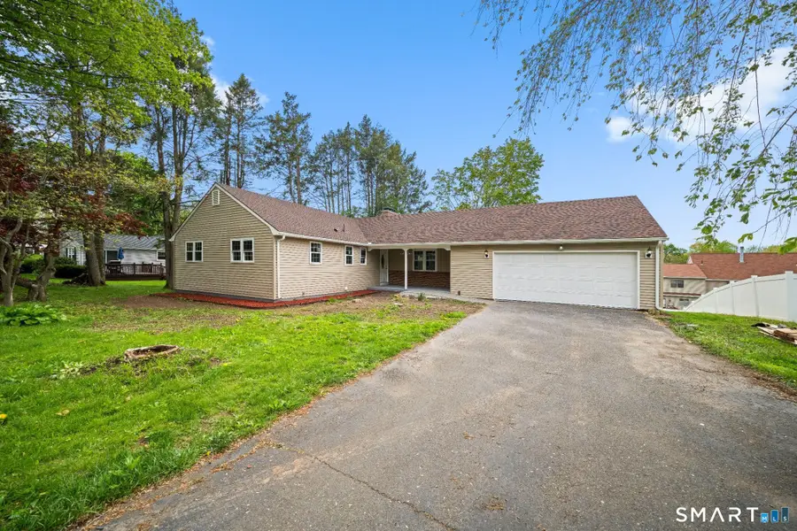 7 Cannon Street, Windsor Locks, CT 06096 - #2