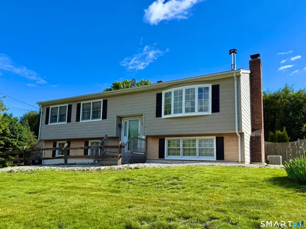 14 Poplar Drive, Seymour, CT 06483