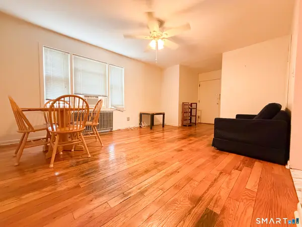 290 North Bishop Avenue #24, Bridgeport, CT 06610