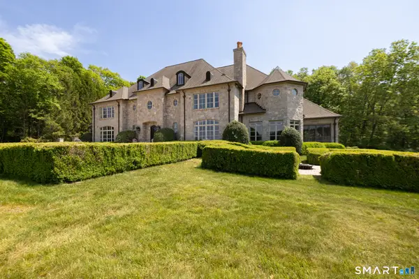 7 Equestrian Ridge Road, Newtown, CT 06470