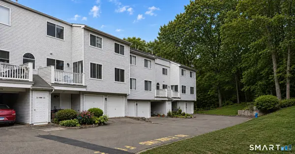 125 Staffordshire Common #125, Wallingford, CT 06492