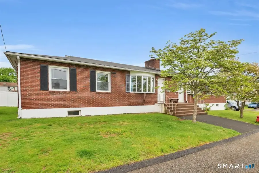 3 Packard Street, Manchester, CT 06040 - #2