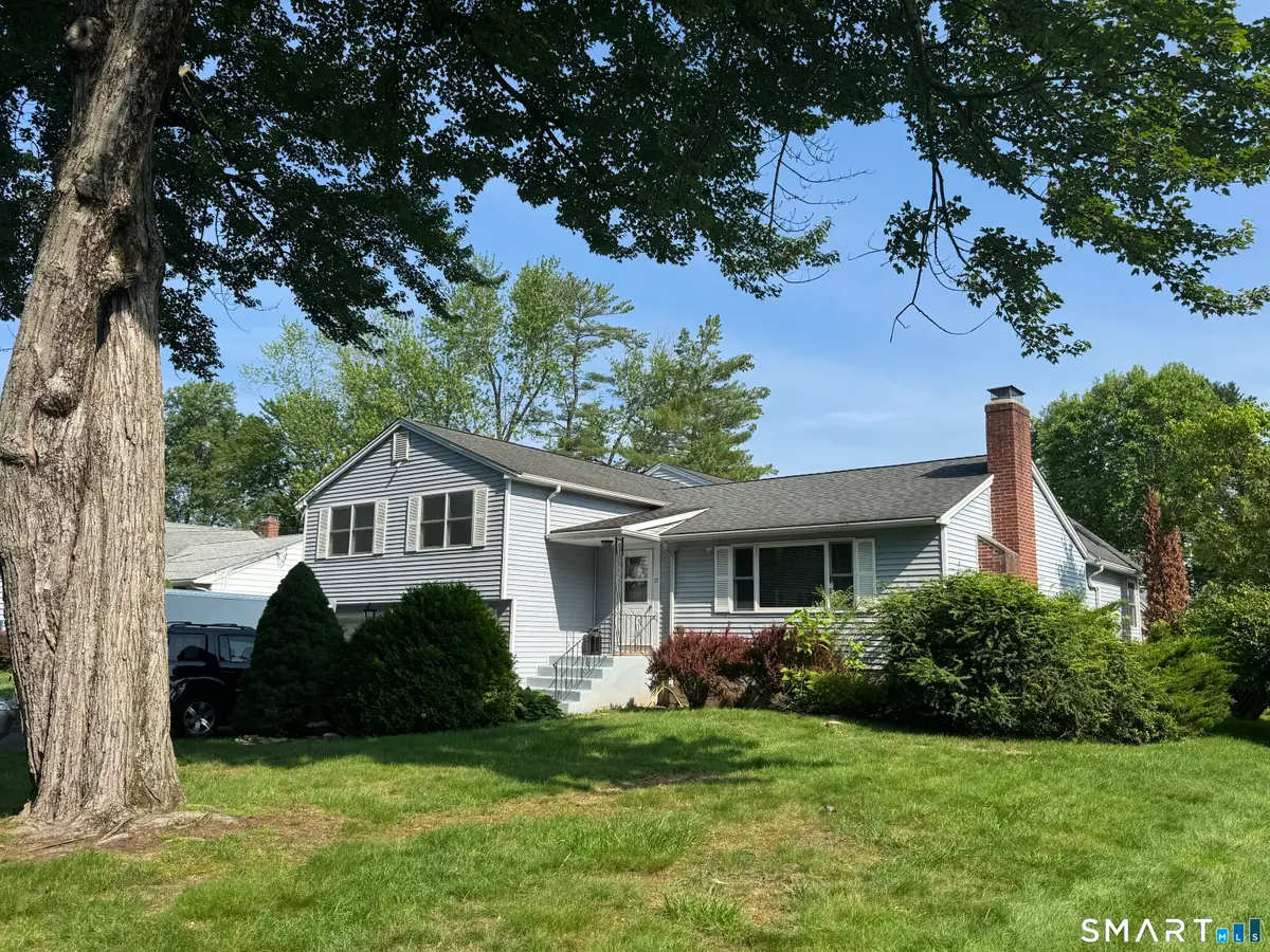 37 Stoneham Drive, West Hartford, CT 06117 - #1