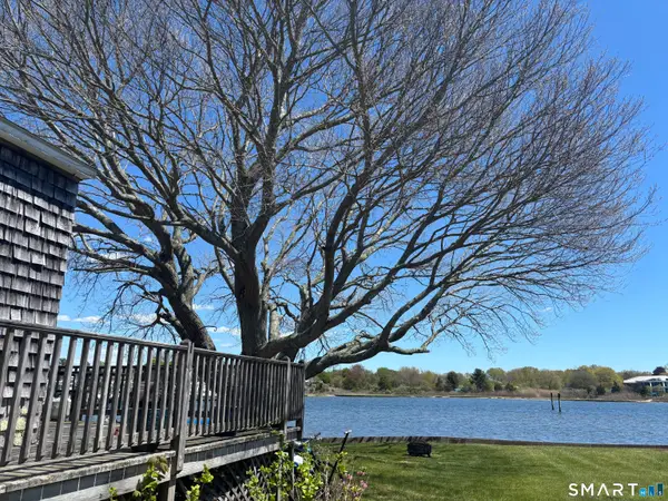5 Sylvia Avenue, Stonington, CT 06355
