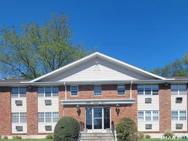 1000 Knapps Highway #14, Fairfield, CT 06825