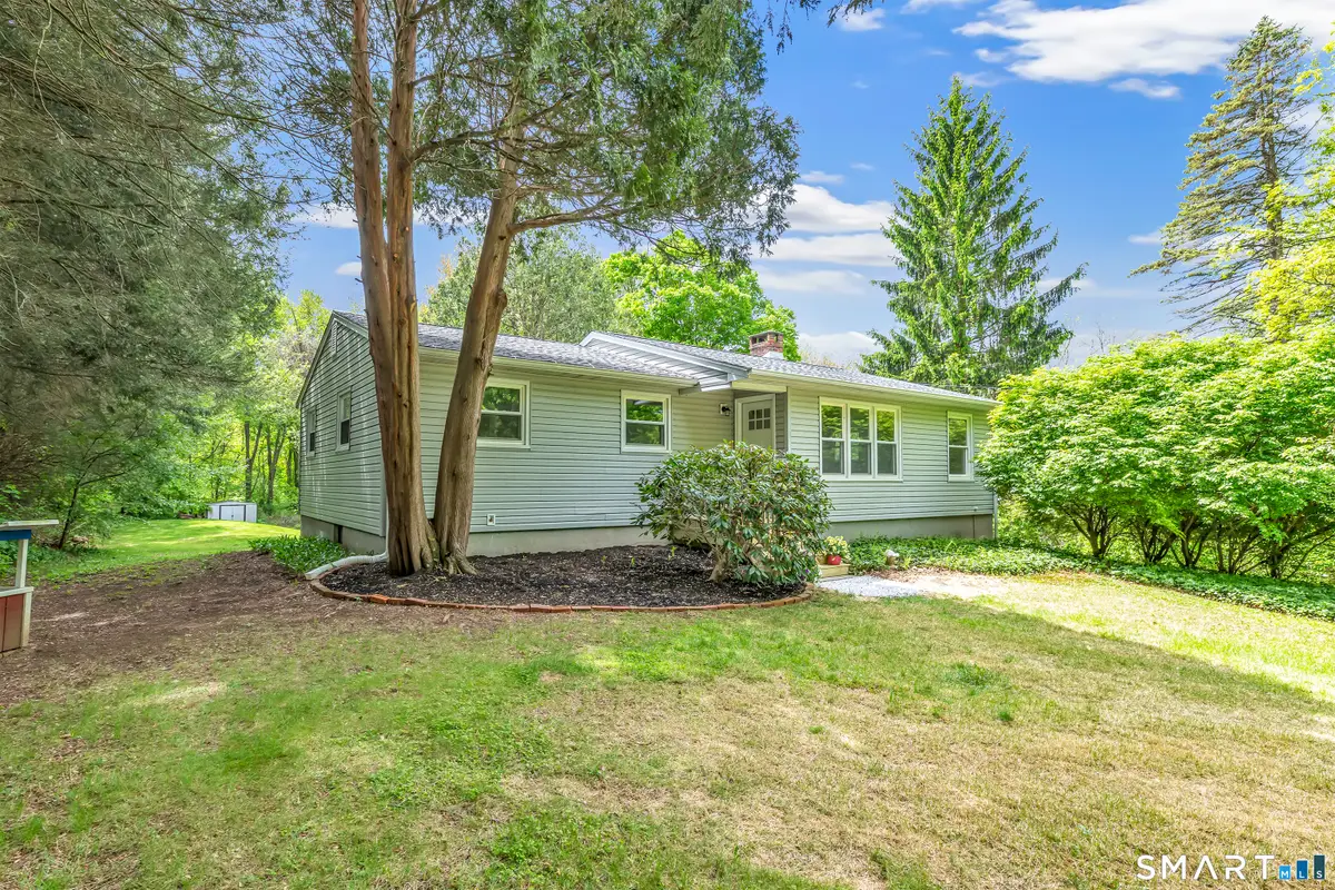 7 Longview Road, Newtown, CT 06482 - #1