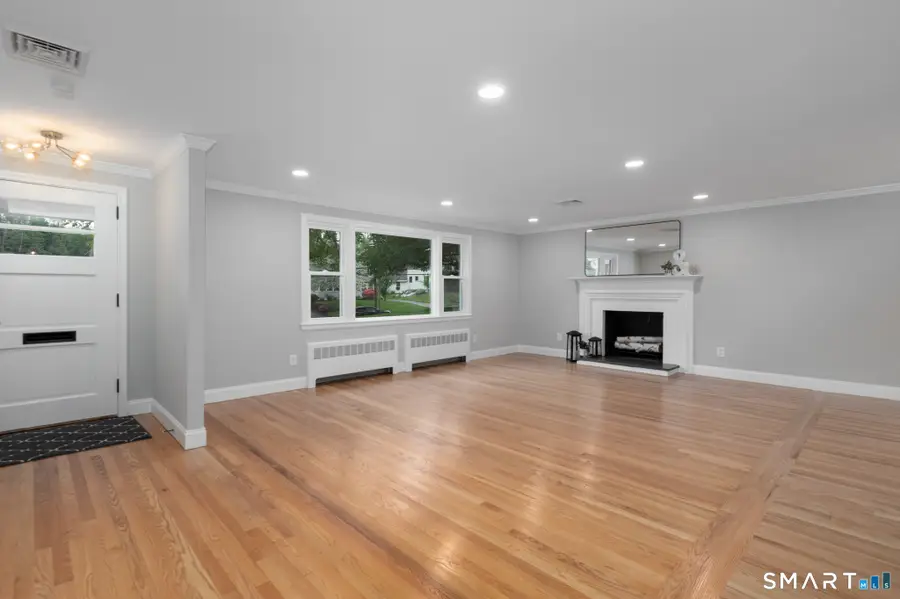 47 Flagg Road, West Hartford, CT 06117 - #3