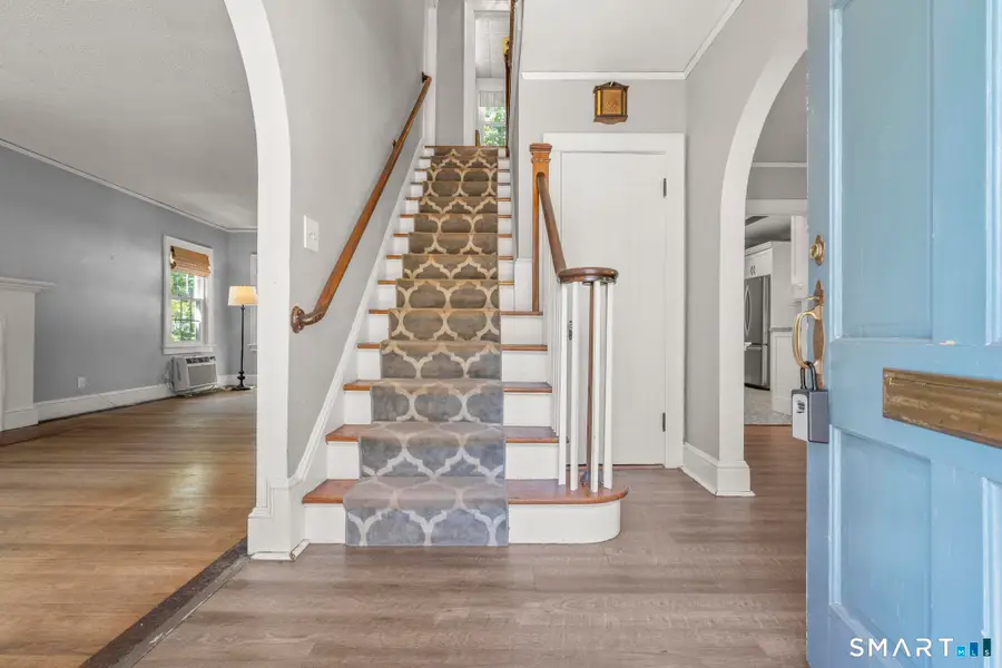 77 Newport Avenue, West Hartford, CT 06107 - #3