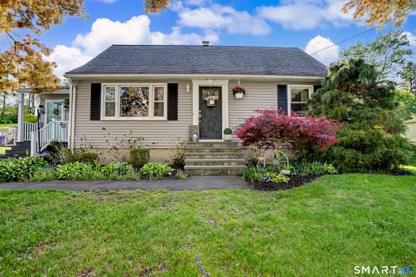 33 Stendahl Drive, Shelton, CT 06484