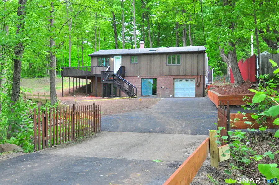 19 Smithfield Avenue, Meriden, CT 06451 - #3