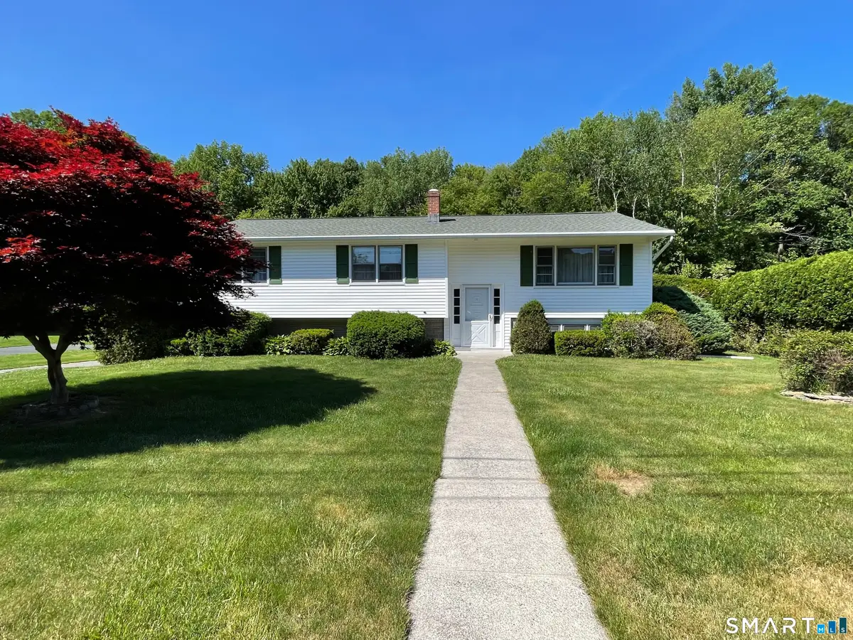 32 Kathy Drive, Seymour, CT 06483 - #1
