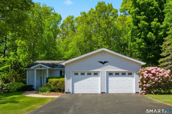 21 Hillcrest Drive, Montville, CT 06382