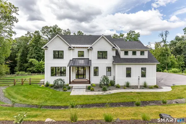 183 Willow Creek Estates, Southbury, CT 06488