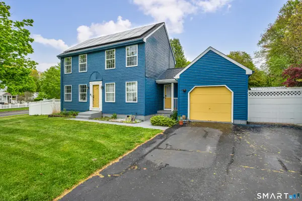 5 Bentley Drive, Manchester, CT 06040