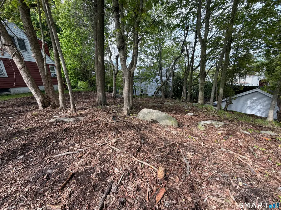 15 Beckwith Street, New London, CT 06320 - #2