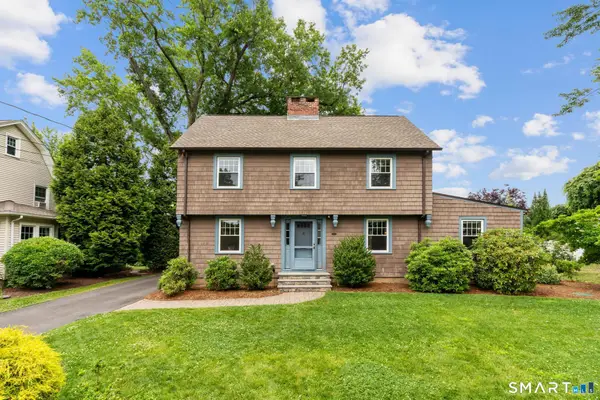 16 Clifton Avenue, West Hartford, CT 06107