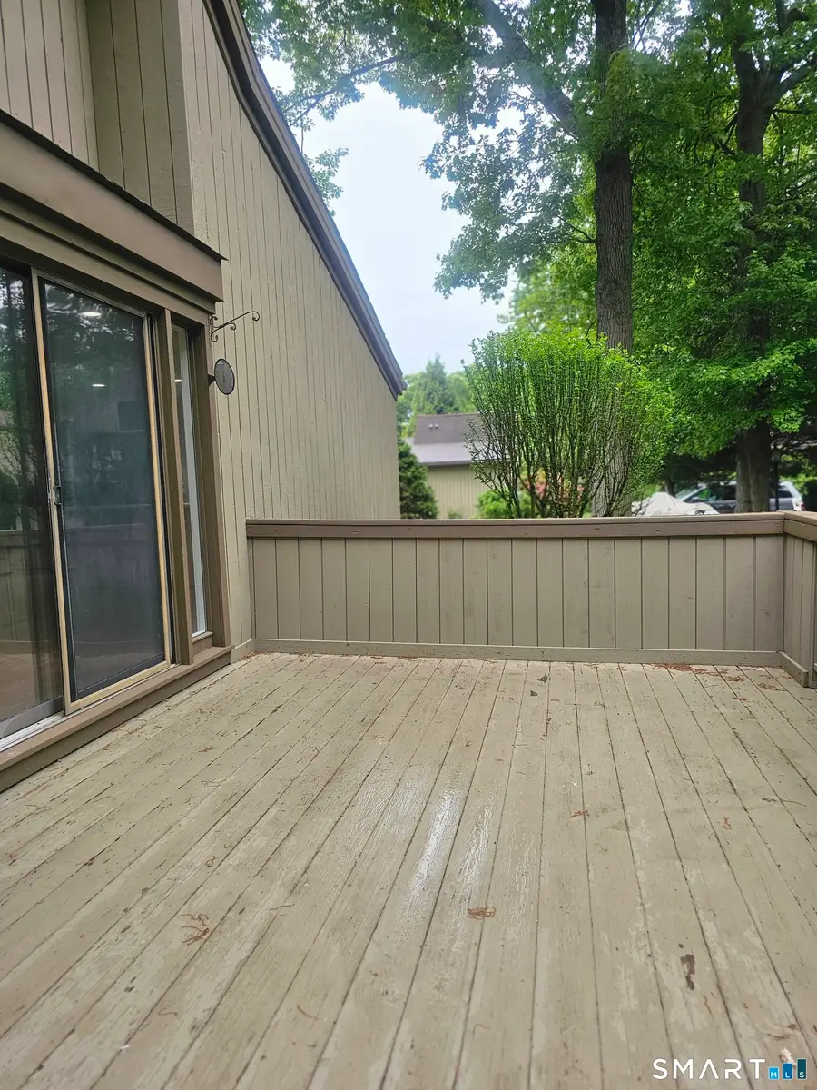 522 Iroquois Lane #B, Stratford, CT 06614 - #2