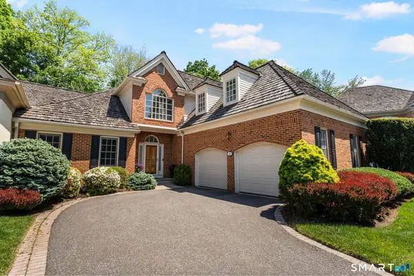 130 Stillson Road #130, Fairfield, CT 06825