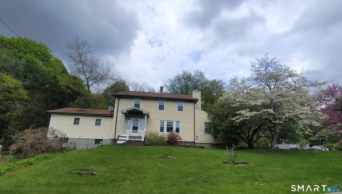 130 Woodbine Street, Naugatuck, CT 06770 - #1