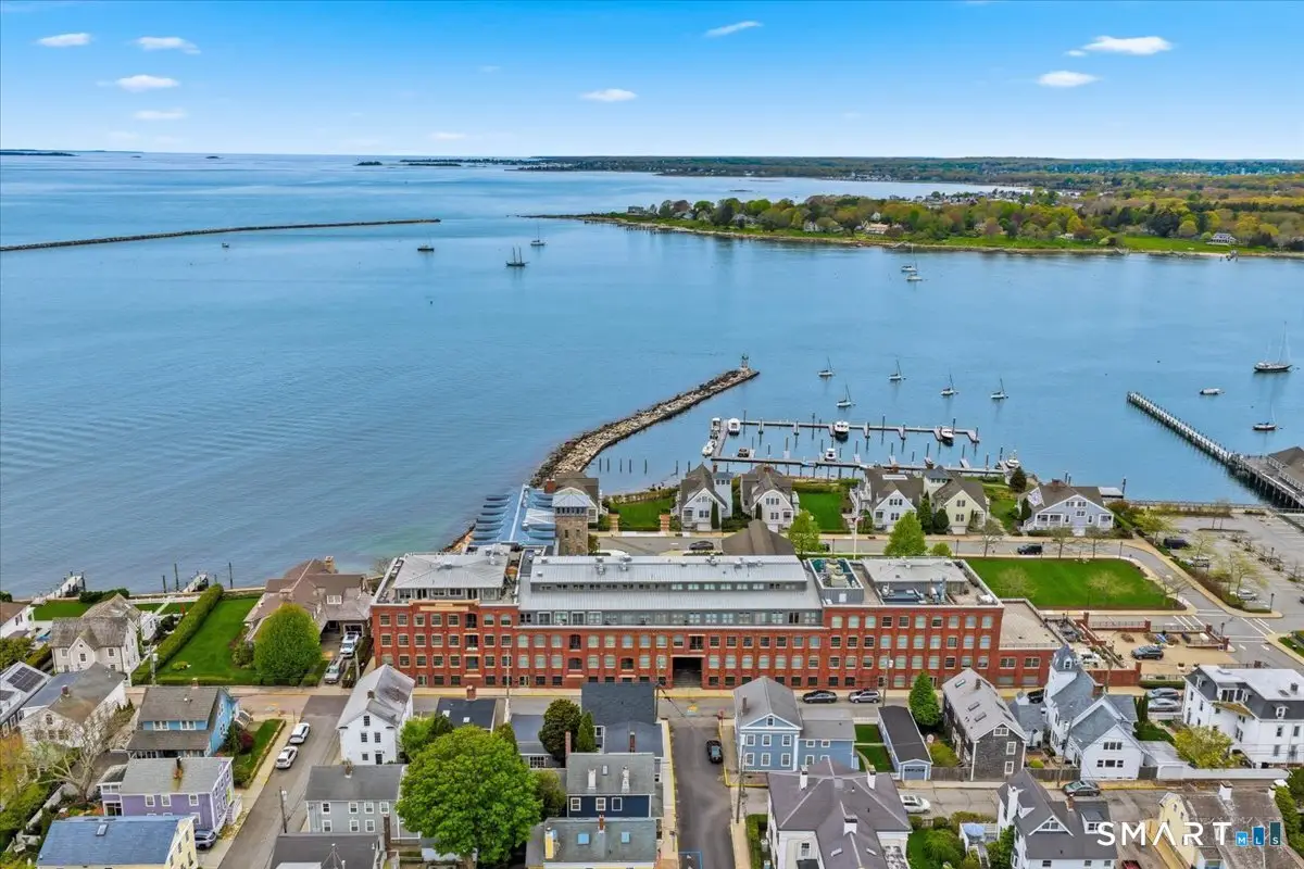 8 Stonington Commons #24, Stonington, CT 06378 - #1