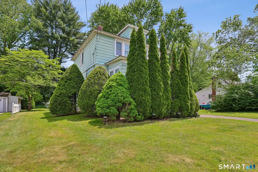 26 Florence Street, Newington, CT 06111 - #3