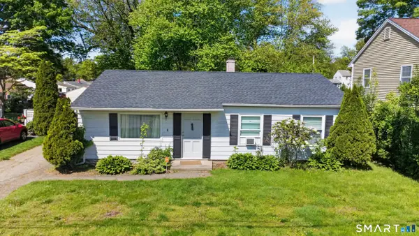 252 Bear Paw Road, Bridgeport, CT 06606