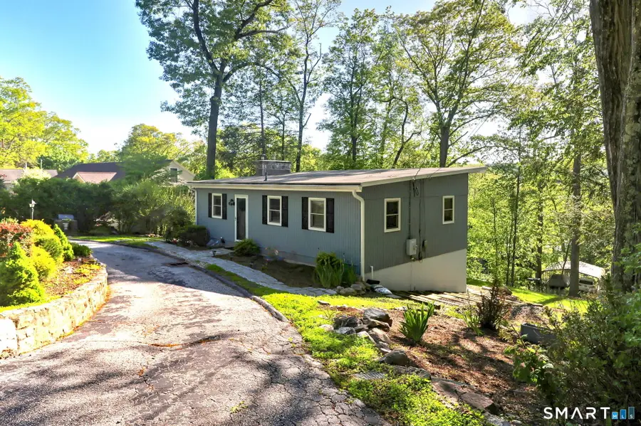 20 Oak Road, New Milford, CT 06776 - #2