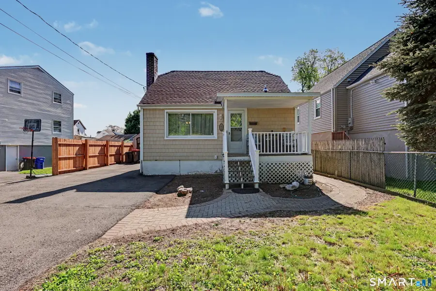 174 Woodward Avenue, Norwalk, CT 06854 - #3