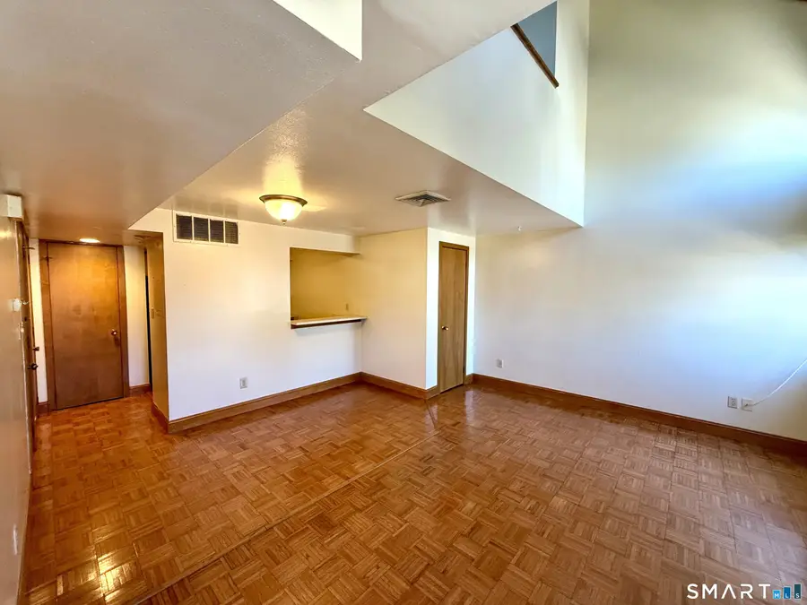 105 Tremont Avenue #C, Bridgeport, CT 06606 - #2