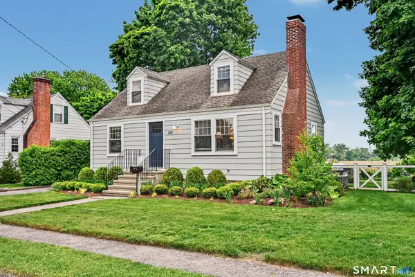 823 Oldfield Road, Fairfield, CT 06824