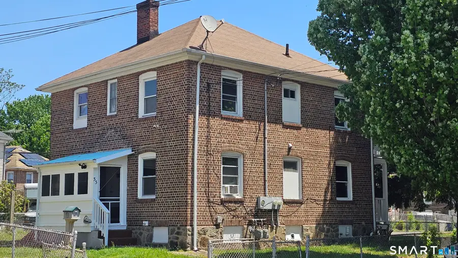 7 Horace Street, Bridgeport, CT 06610 - #2