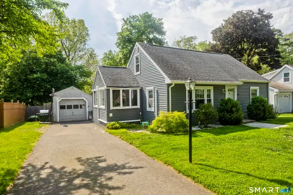 18 Wilstar Circle, Enfield, CT 06082