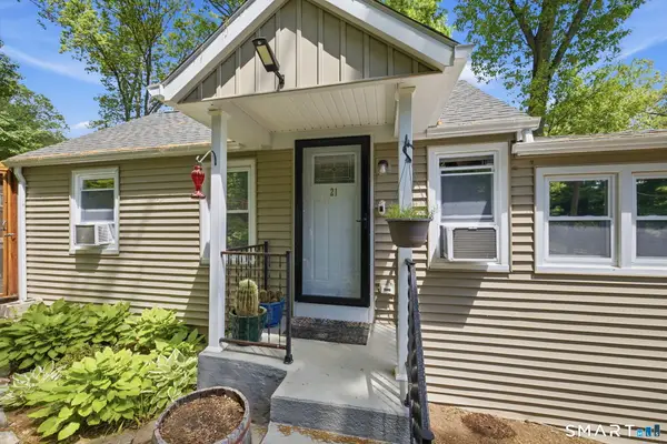 21 Arlington Road, Coventry, CT 06238