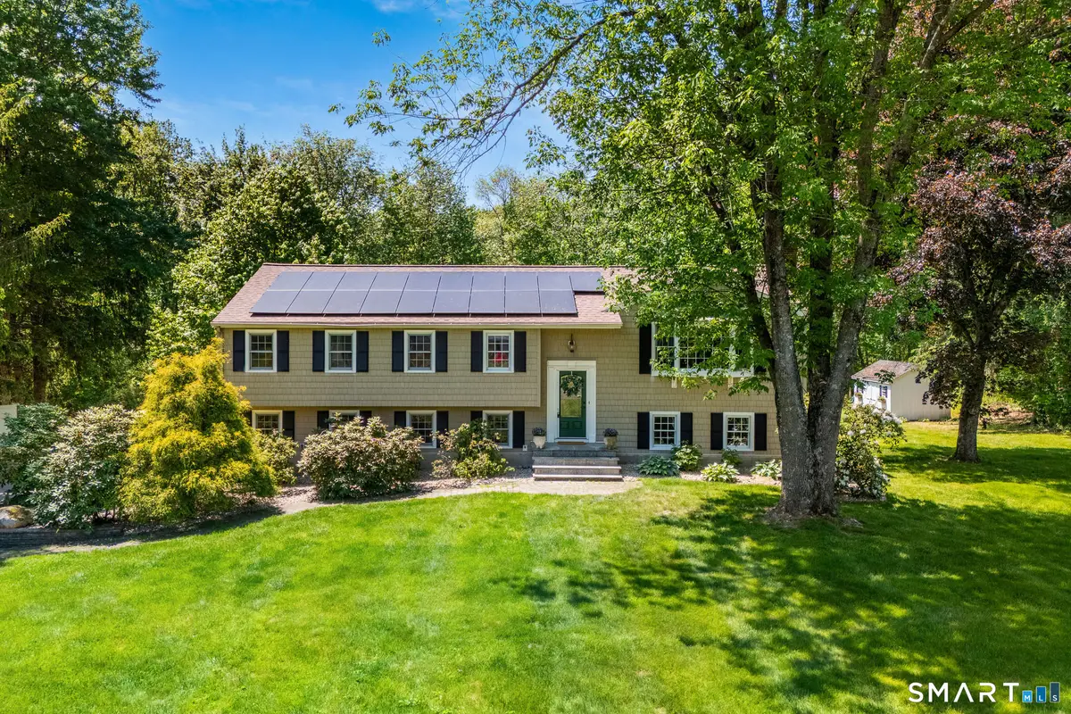 7 Banbury Road, West Simsbury, CT 06092 - #1