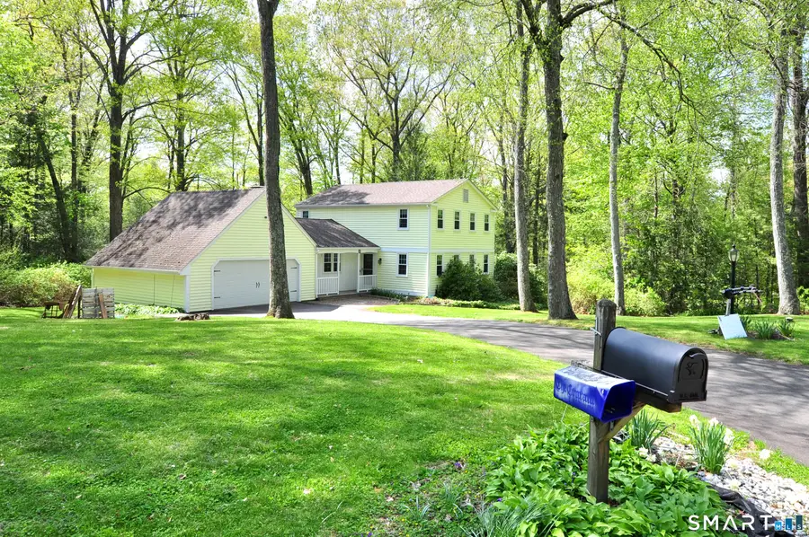 11 Round Hill Road, Granby, CT 06035 - #3