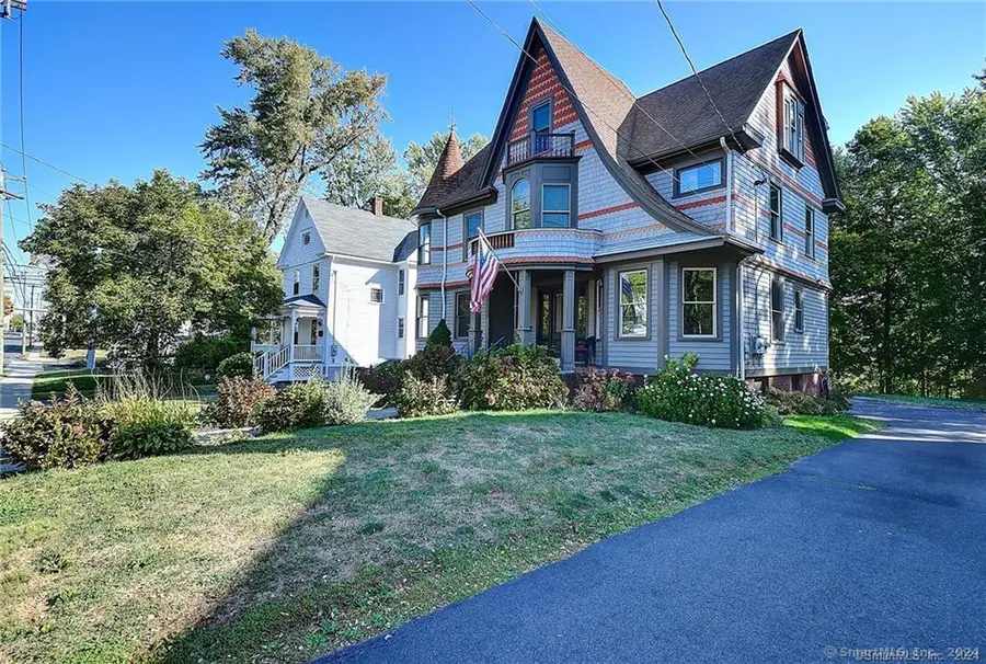 186 Raymond Road, West Hartford, CT 06107 - #2