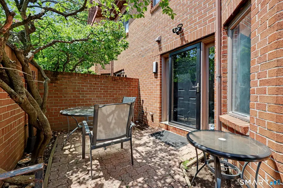 3300 Park Avenue #33, Bridgeport, CT 06604 - #3